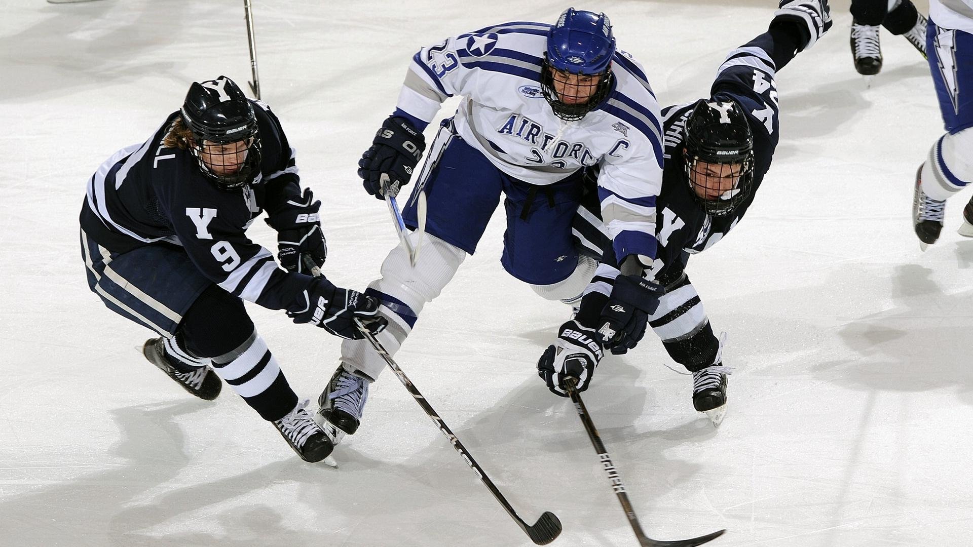 《青少年电竞赛事：培养未来职业选手的摇篮》，全国青少年电竞挑战赛