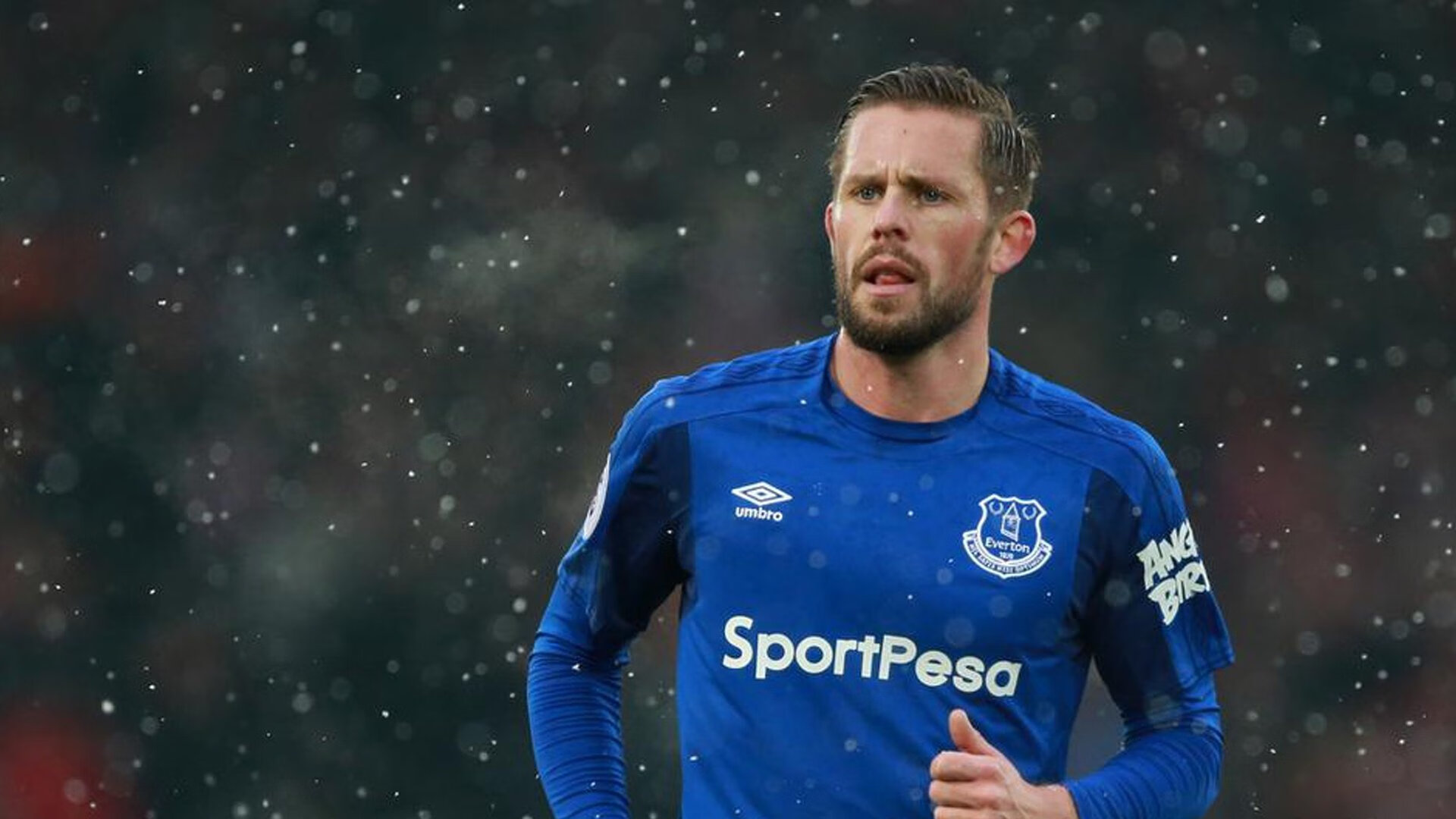 快船在比赛中多次打出快攻反击，最终战胜对手，取得连续第三场胜利！